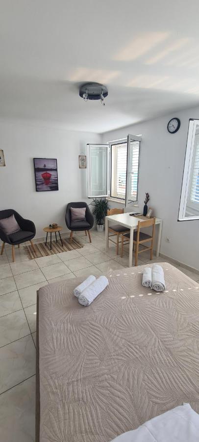 Apartments Matea Studio Apartment Stikovica Екстер'єр фото