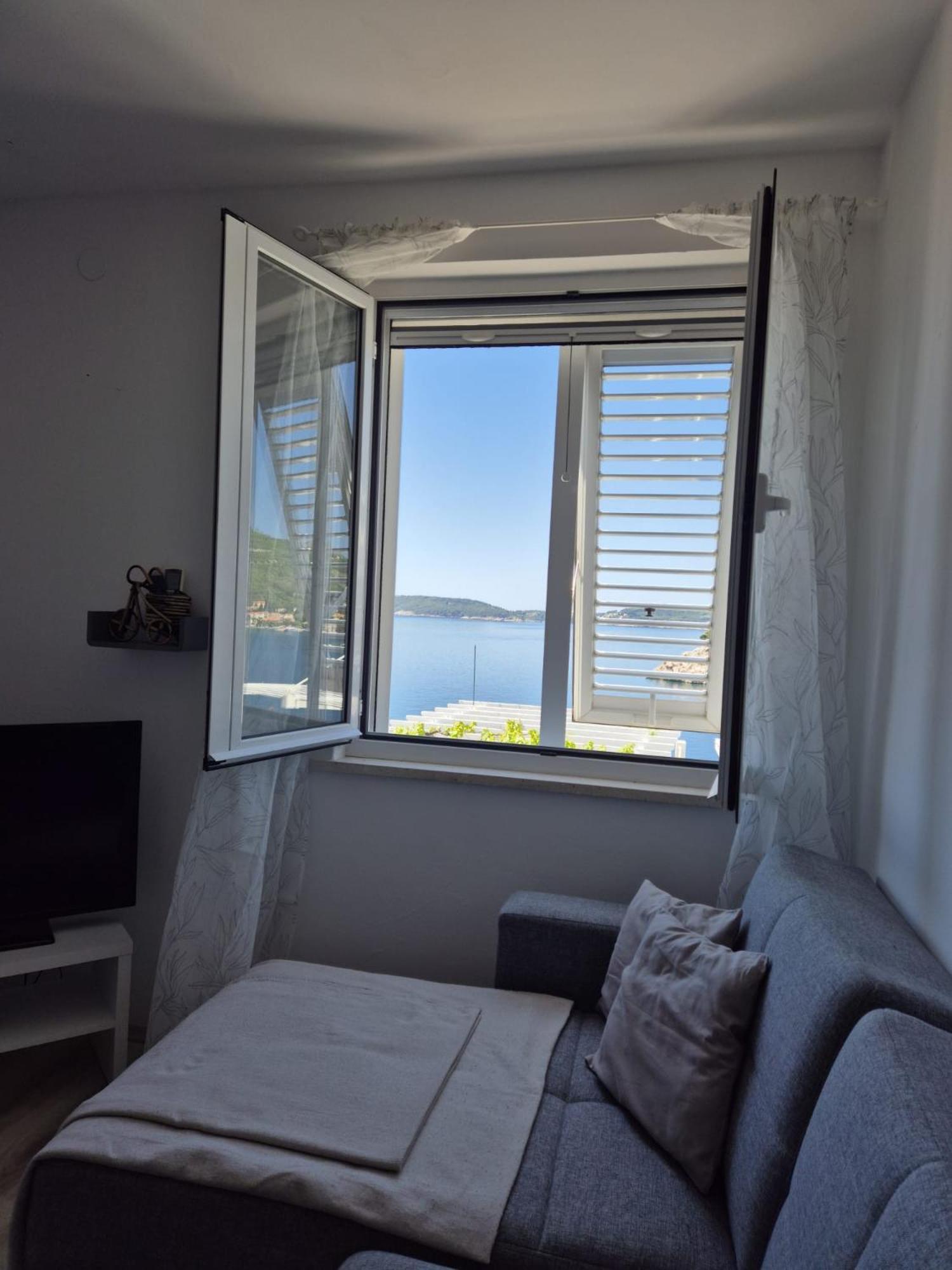 Apartments Matea Studio Apartment Stikovica Екстер'єр фото