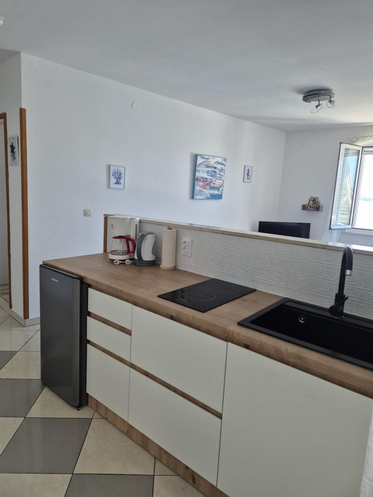 Apartments Matea Studio Apartment Stikovica Екстер'єр фото