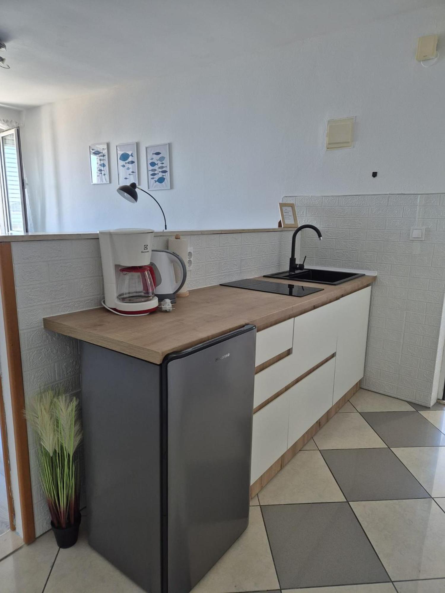 Apartments Matea Studio Apartment Stikovica Екстер'єр фото